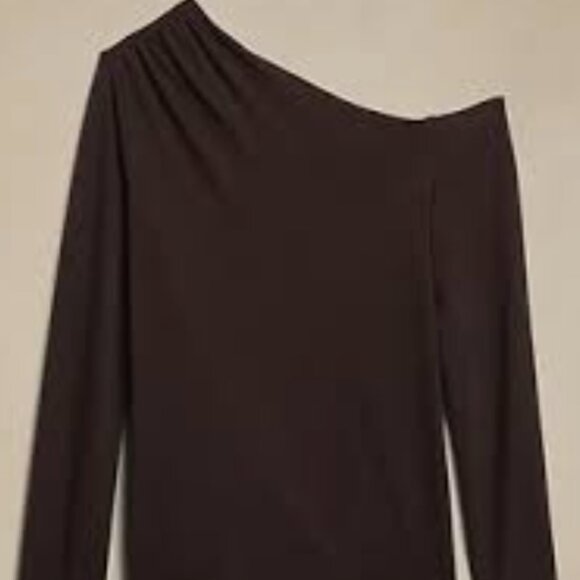 Banana Republic Soft Luxe Off Shoulder T-Shirt (Like New) - Picture 3 of 7